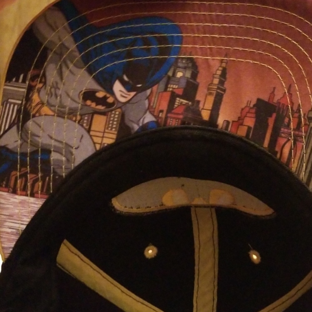 🥊Batman Comic Strip Baseball Cap - Picture 3 of 4
